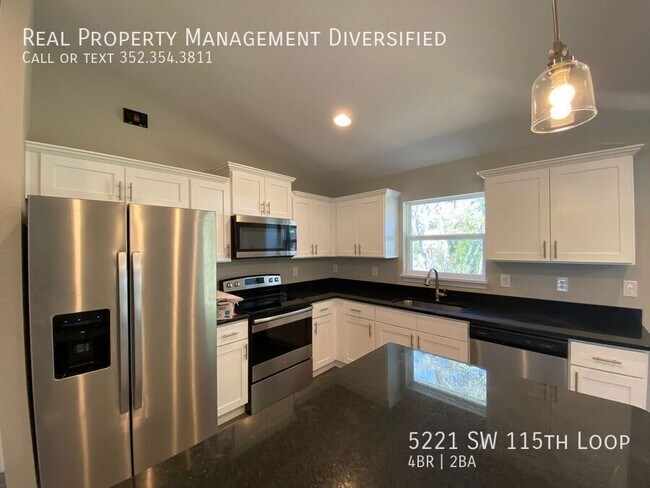 Building Photo - 5221 SW 115th Loop
