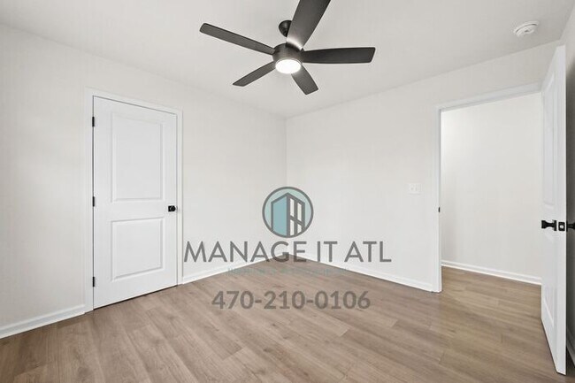 Building Photo - FULLY remodeled 4-bedroom, 2-bathroom house in Gainesville!