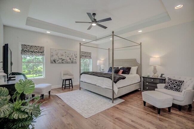 Building Photo - Fully Furnished, Short Term Rental, 1 Mont...