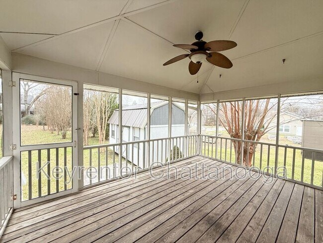 Building Photo - 9512 Imperial Dr