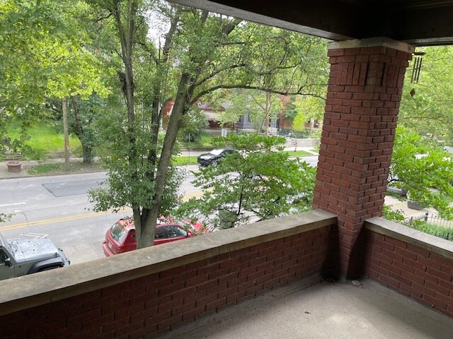 Front Porch - 1171 Neil Ave