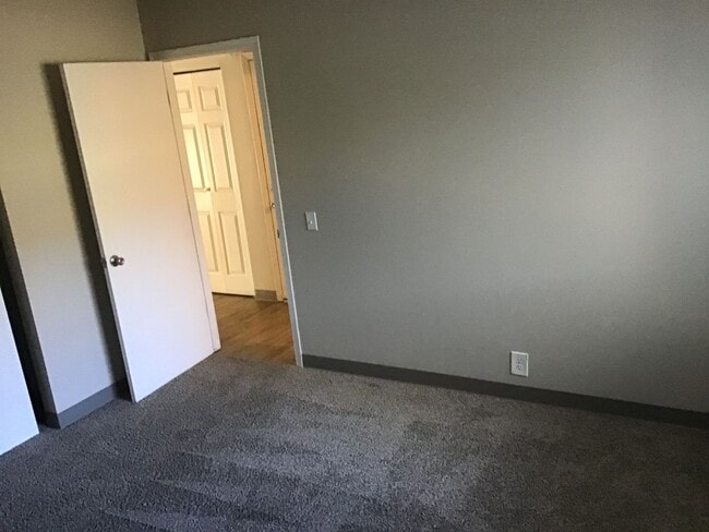Building Photo - 2563 Irving Ct
