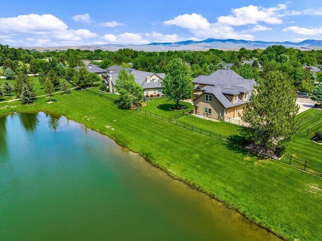 Building Photo - Exquisite 5-Bed, 6-Bath Waterfront Home fo...