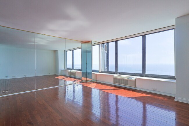 Building Photo - 155 N Harbor Dr
