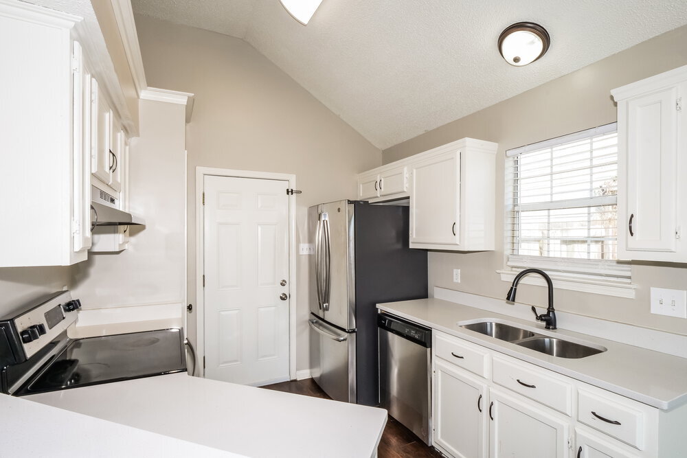 Building Photo - 6931 Gallop Dr