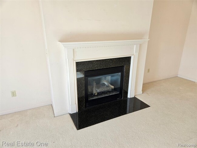 Building Photo - 1079 Alameda Blvd