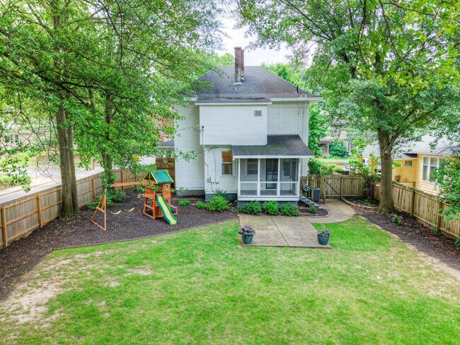 Building Photo - JULY MOVE IN SPECIAL - 1/2 OFF FIRST MONTH...