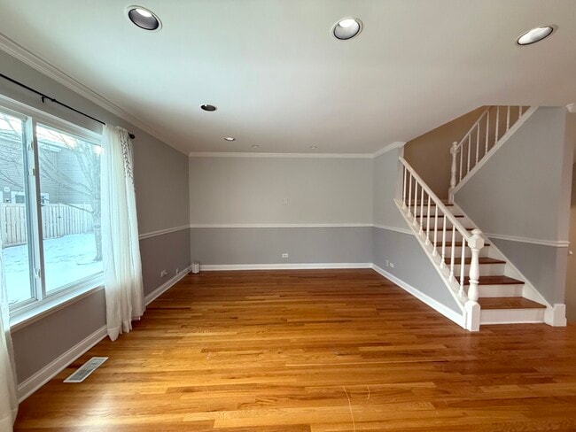 Building Photo - 1963 N Heritage Dr