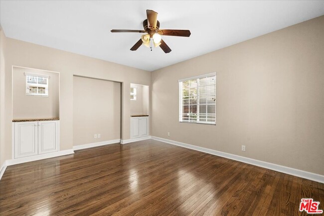 Building Photo - 4208 Lafayette Pl