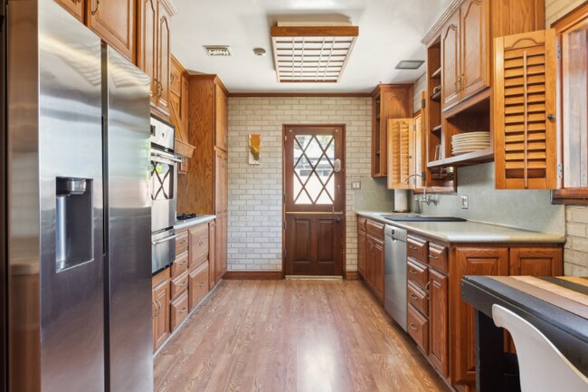 Building Photo - 7121 Firmament Ave