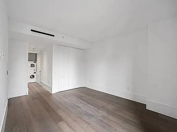 Building Photo - 429 Kent Ave