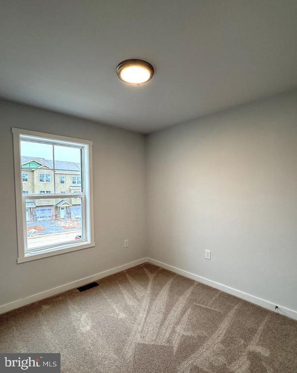 Building Photo - 140 Olga Dr