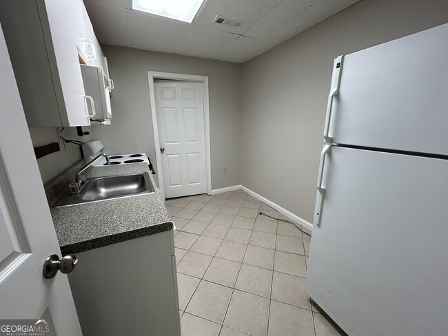 Building Photo - 1016 Kathleen Ct