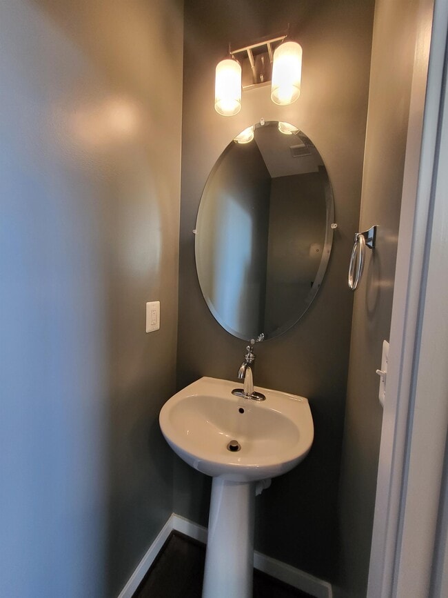 Building Photo - 1438 Wheyfield Dr