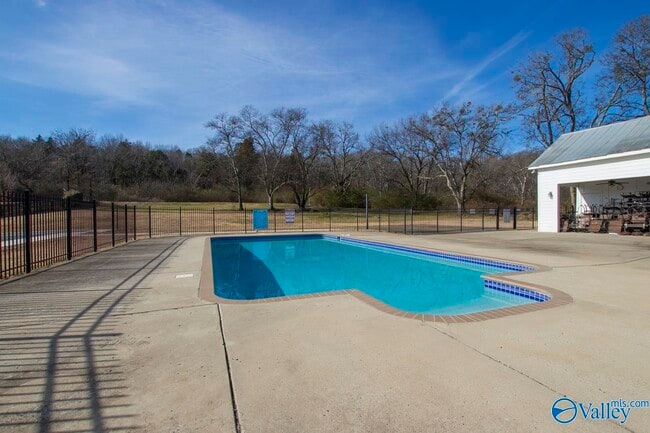 Building Photo - 2111 Milk Run Trl SW