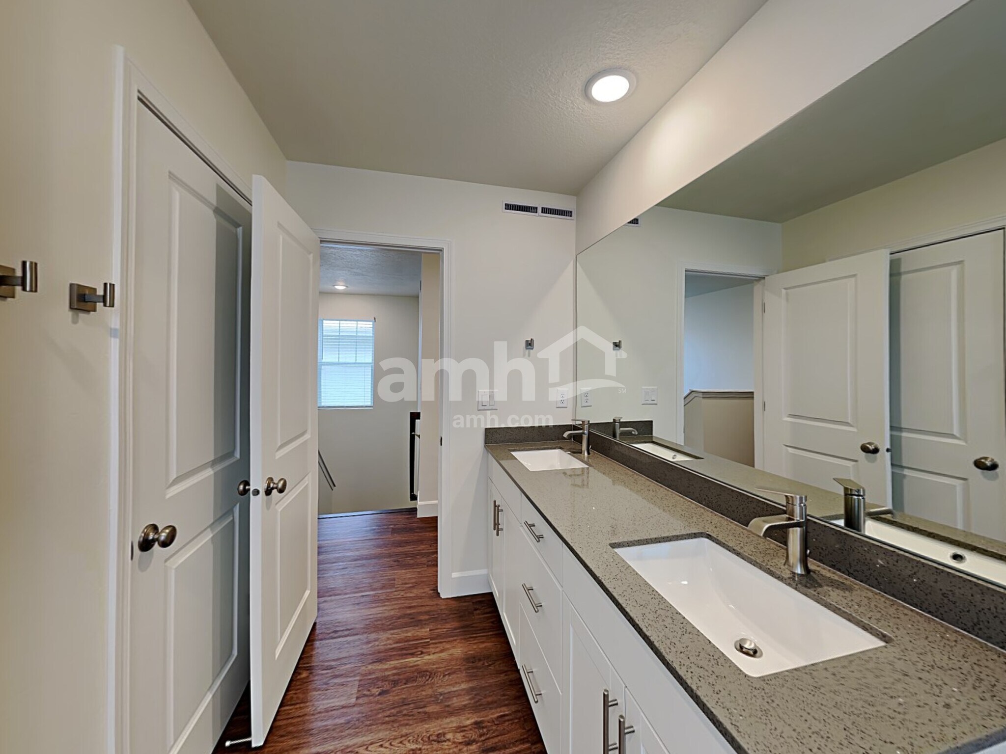 Building Photo - 6099 W Copper Hawk Dr