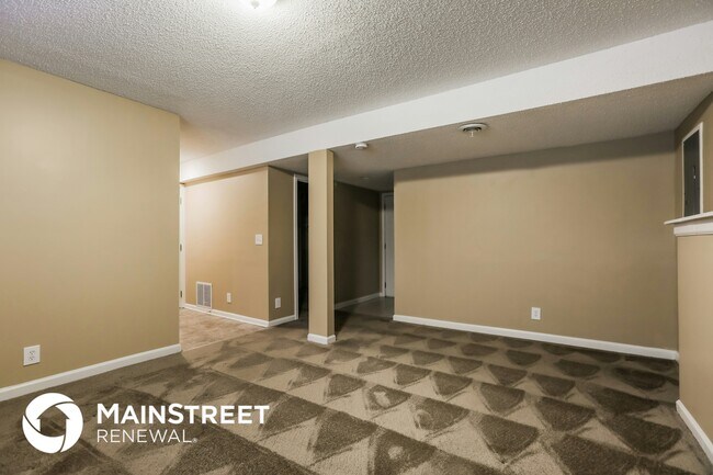 Building Photo - 32525 W 174th St