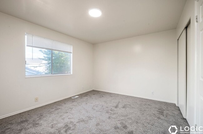 Building Photo - Great Home in Excellent Location!