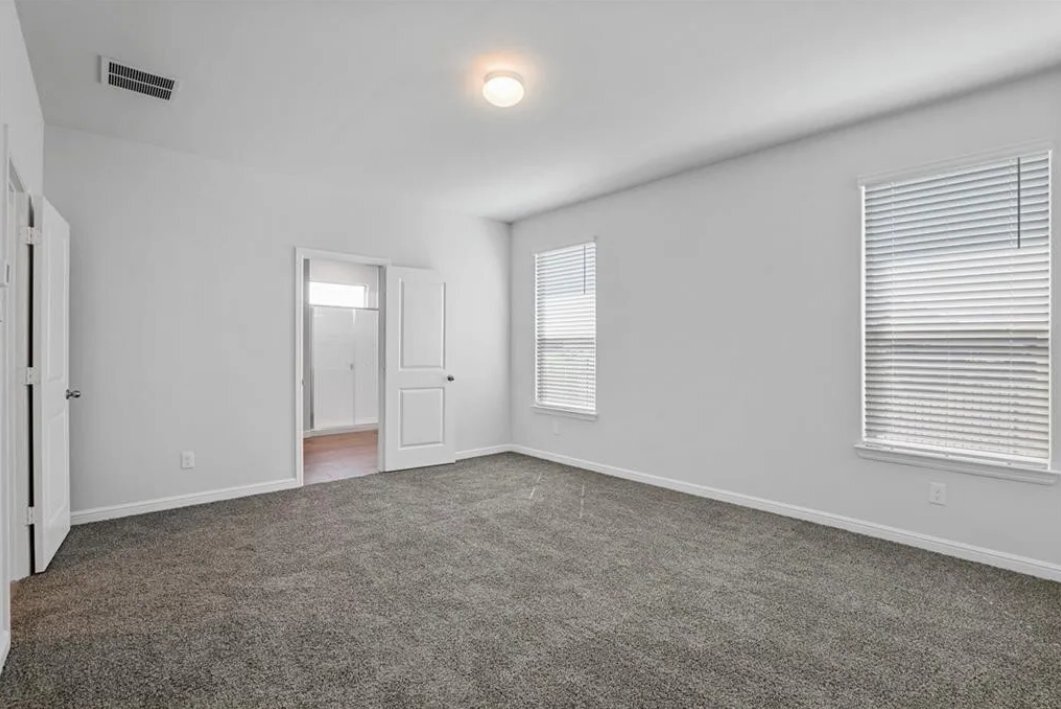 Building Photo - 529 Passenger Trl