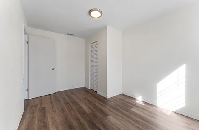 Building Photo - 1430 16th St W