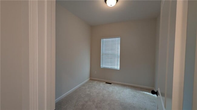 Building Photo - 3053 Beacon Bend Xing
