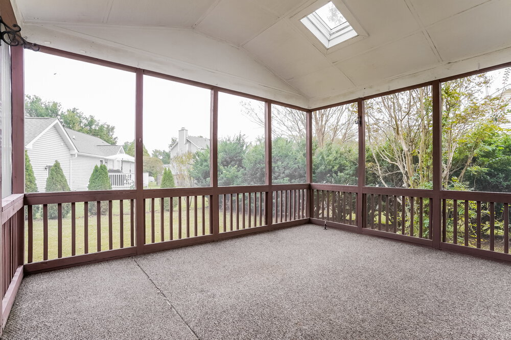 Building Photo - 512 Waterford Dr