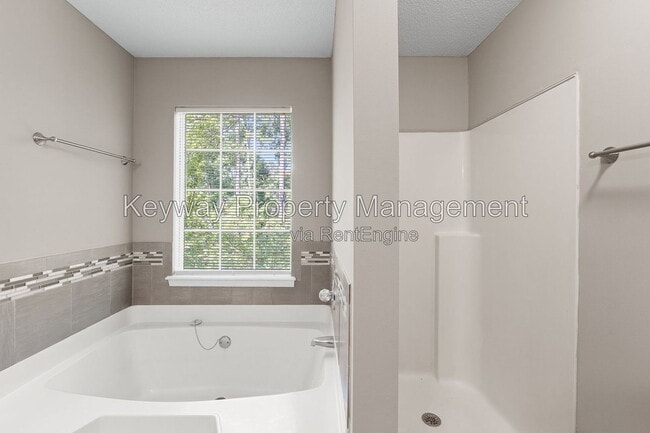 Building Photo - 4263 Waylon Dr