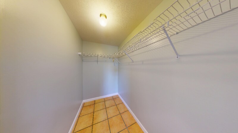 Building Photo - 133 W Cahill Ct