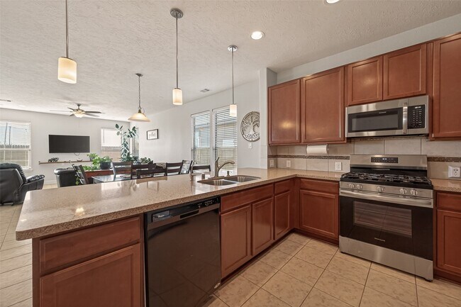 Building Photo - 4418 Brinton Saddle Ln