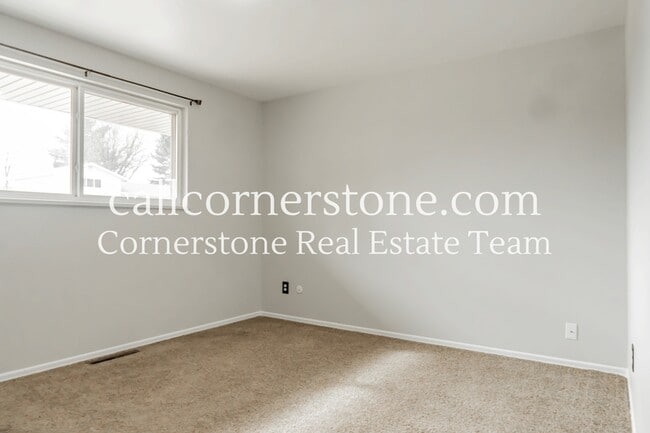 Building Photo - 3614 Regis St