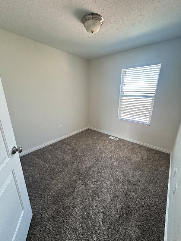 Building Photo - 3414 S Carrick Dr
