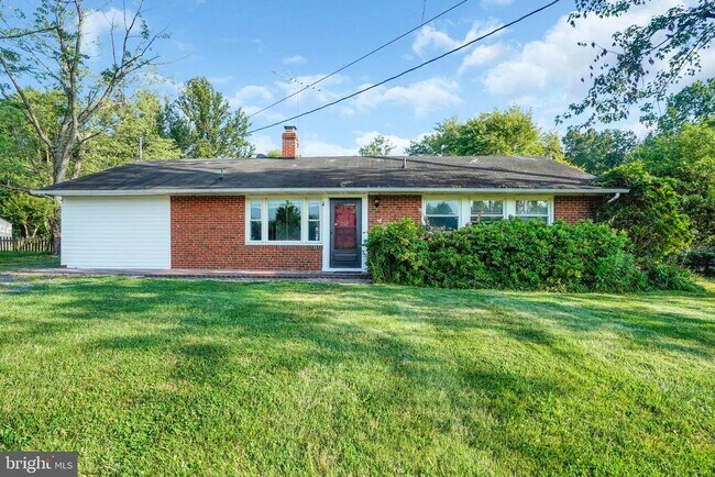Building Photo - 13209 Thornton Dr