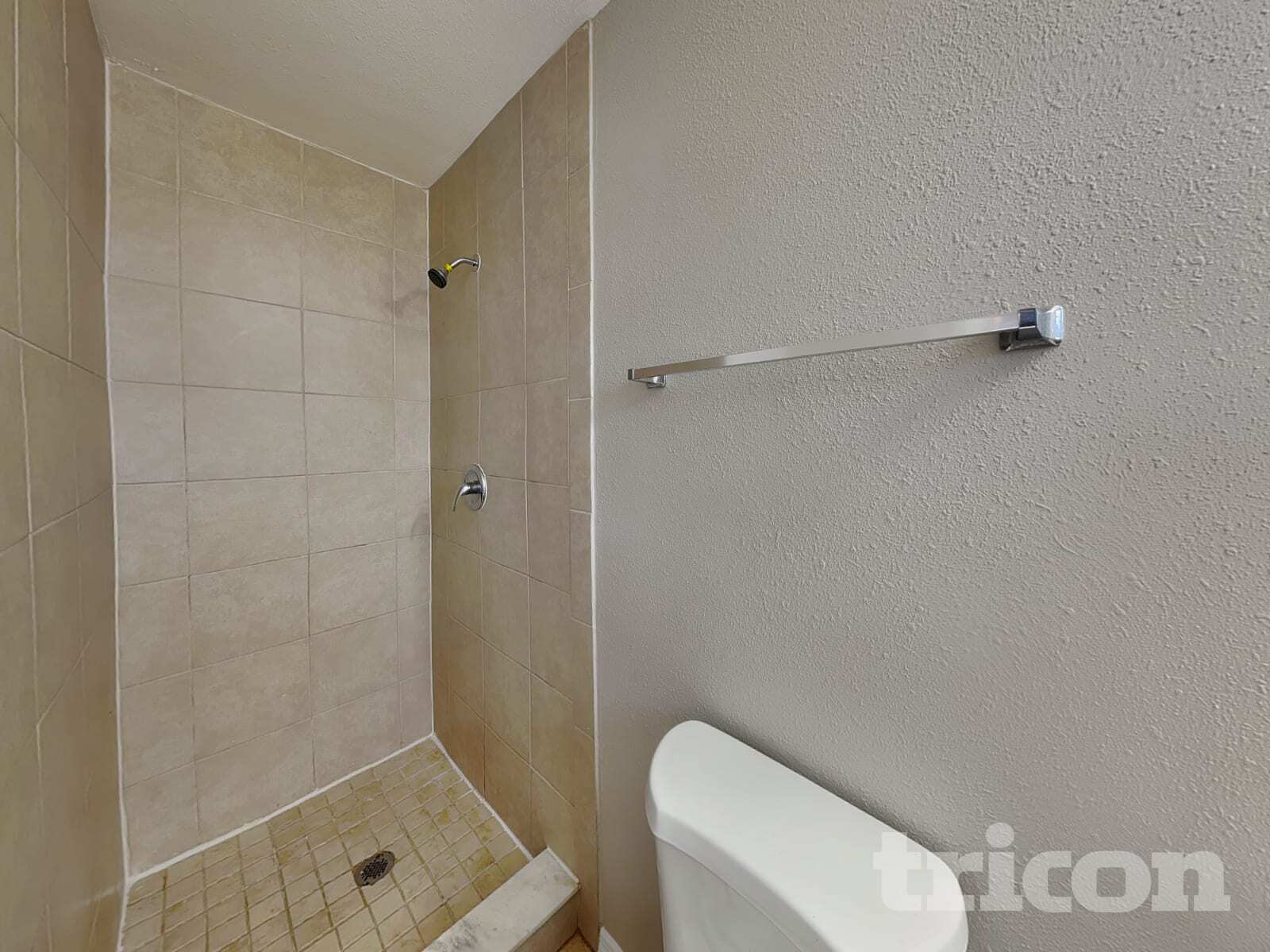 Building Photo - 1430 Thames Ln