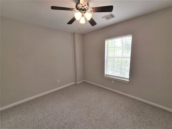 Building Photo - 20906 Greenfield Trail