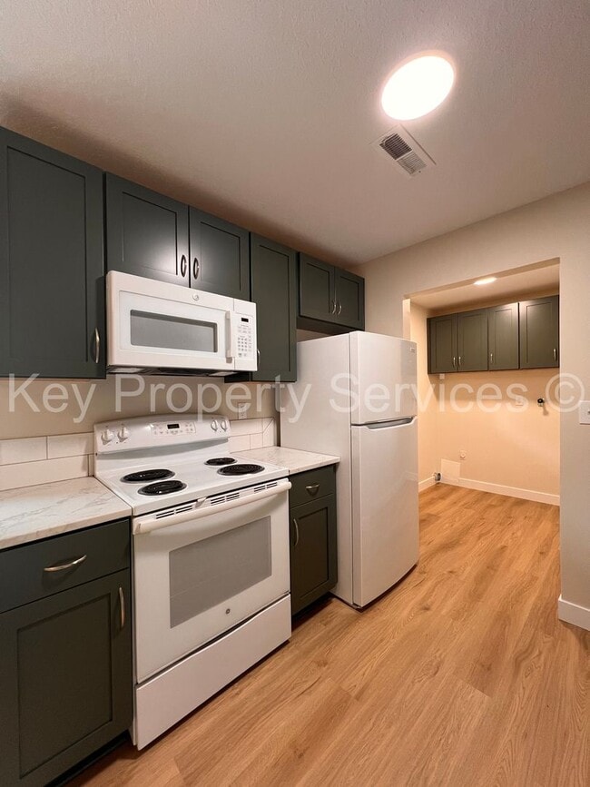 Building Photo - Beautifully Renovated Ranch in Vancouver H...