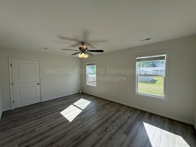 Building Photo - 990 Ebb Tide Dr