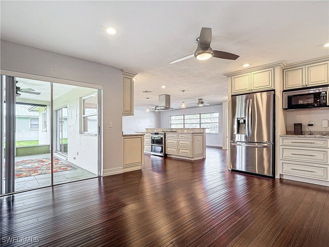 Building Photo - 4348 Beechwood Lake Dr