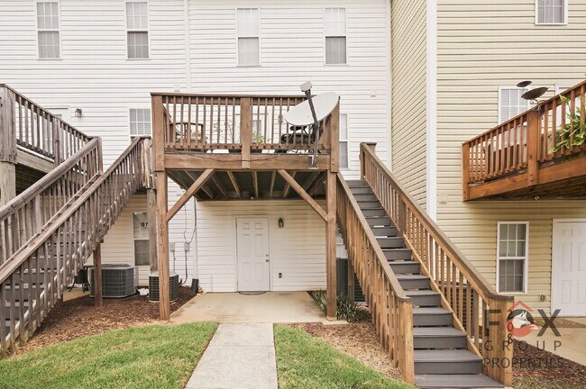 Building Photo - 118 Steam Engine Dr