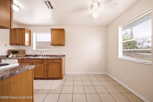 Building Photo - 4519 Barna Ave