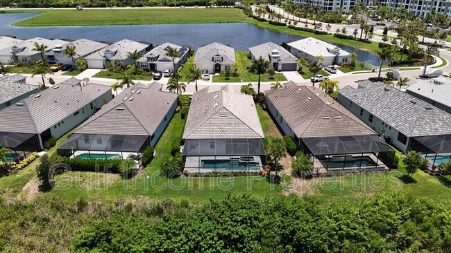 Building Photo - 318 Whistler Gln