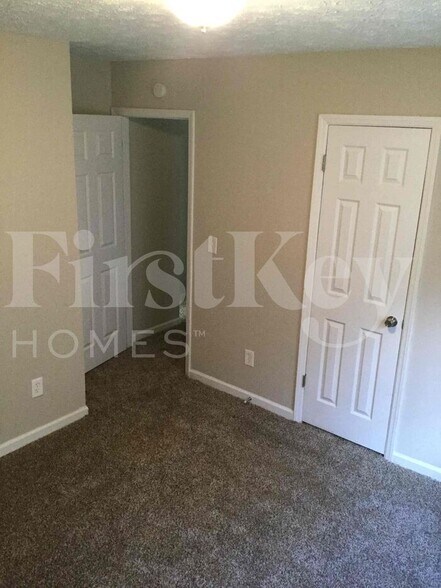 Building Photo - 1378 Briar Ridge Ct