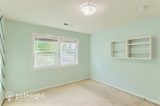 Building Photo - 5320 Southeast Frances Court, Hillsboro, O...