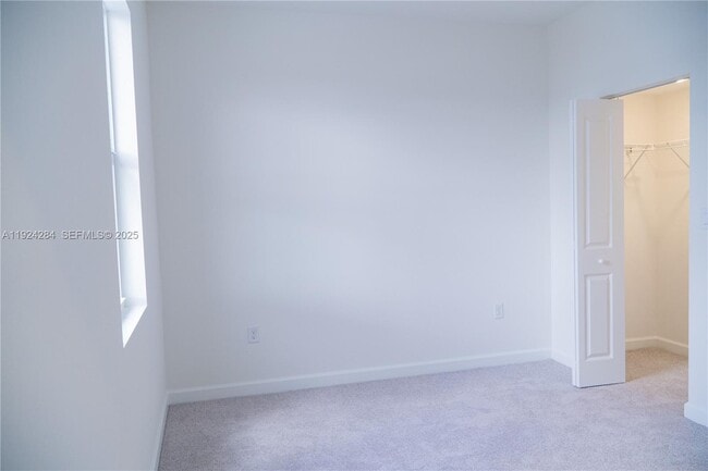 Building Photo - 27651 SW 155th Ct