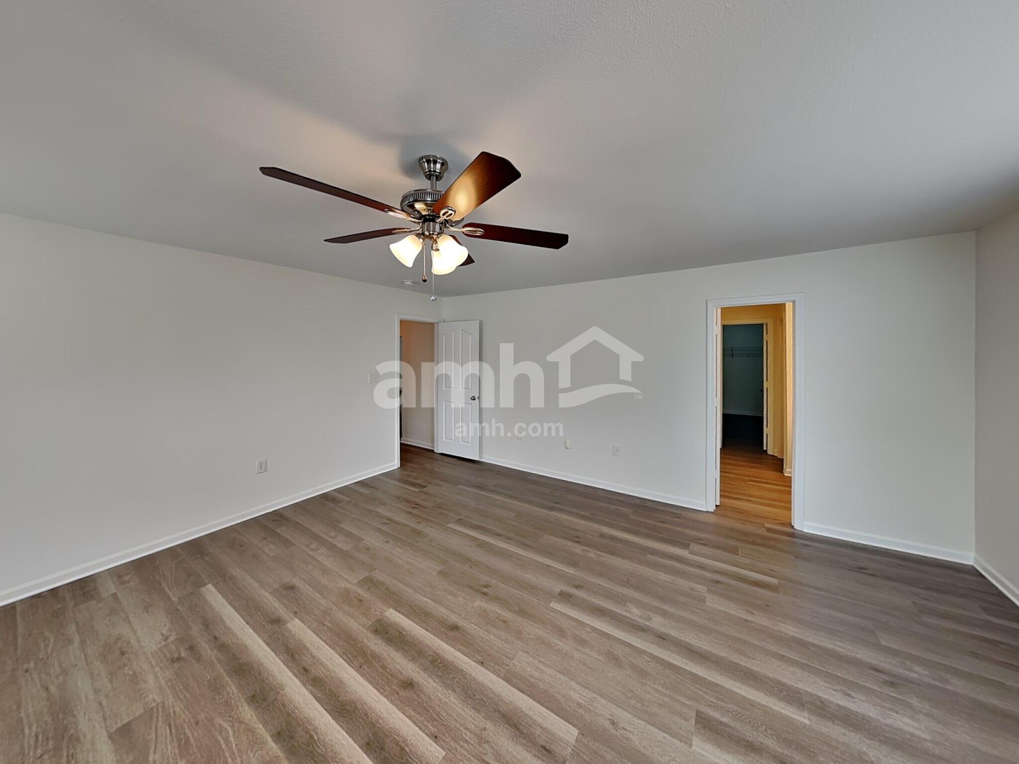 Building Photo - 10717 Pointer Ridge Dr