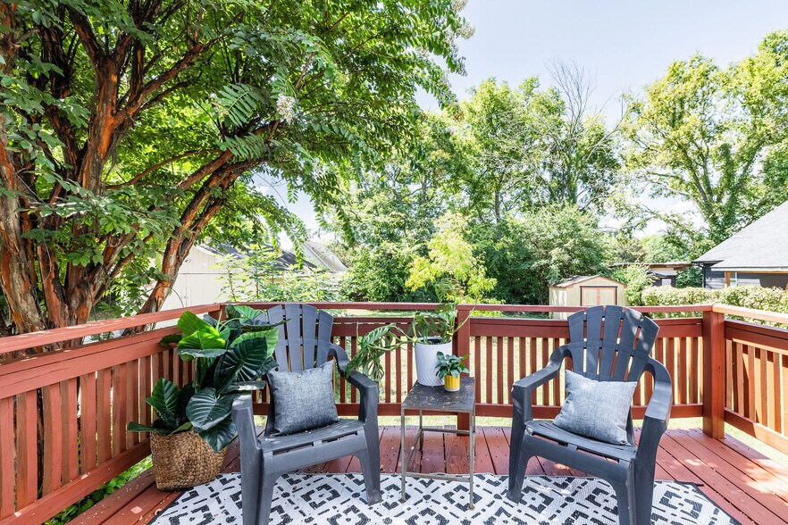 Deck - 320 Cherry St