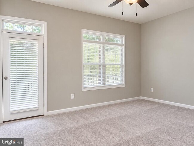 Building Photo - 1820 Cedar Cove Way