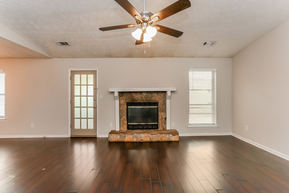 Building Photo - 3747 Willow Wood Way NW