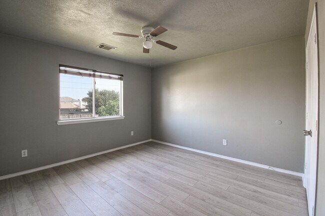 Building Photo - 19362 Moss Meadow Ln