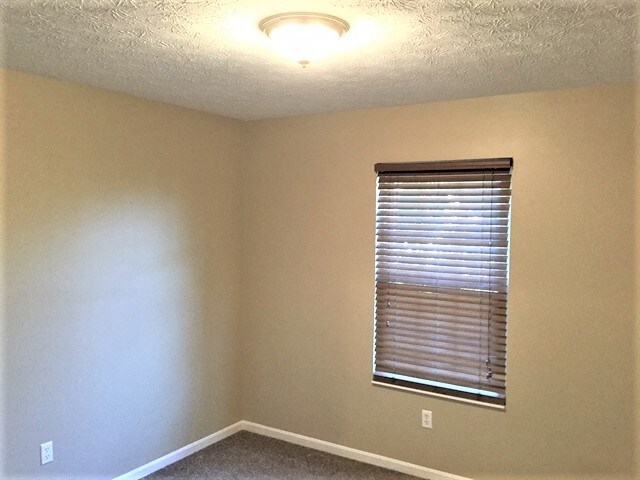 Building Photo - 3614 Winterwood Dr