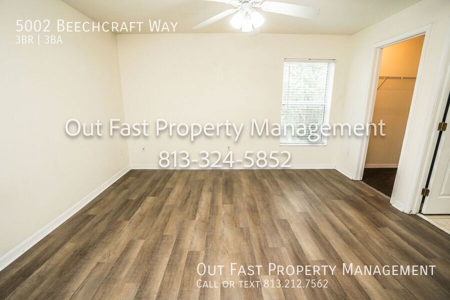 Building Photo - 5002 Beechcraft Way